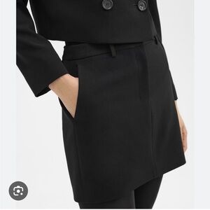 NWT THEORY Admiral Crepe Skirt size 12